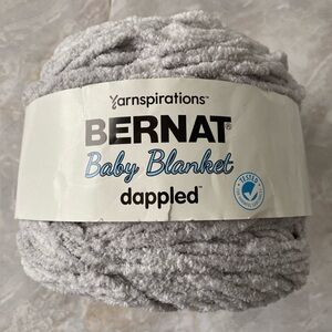 Bernat Baby Blanket Yarn - Dappled - Grey - Super Bulky